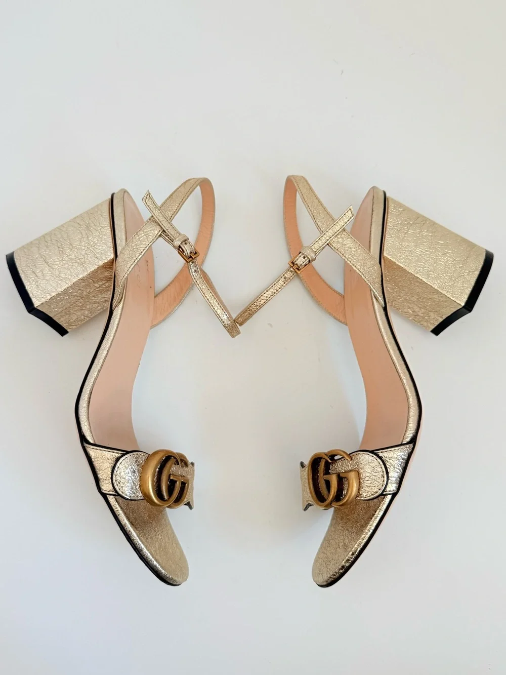 Gucci GG Marmont Platino Gold Metallic Leather Block Heel Sandals 38.5